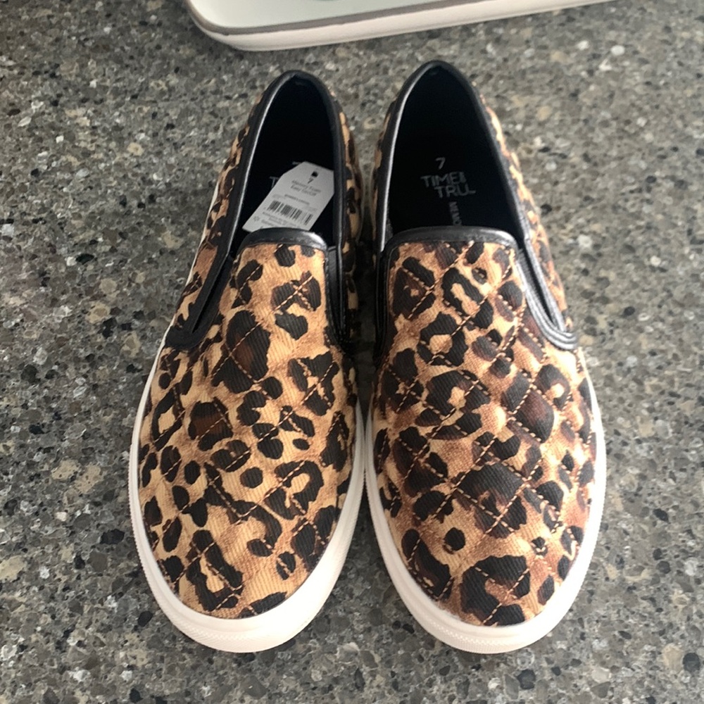 Brand new. Never worn
